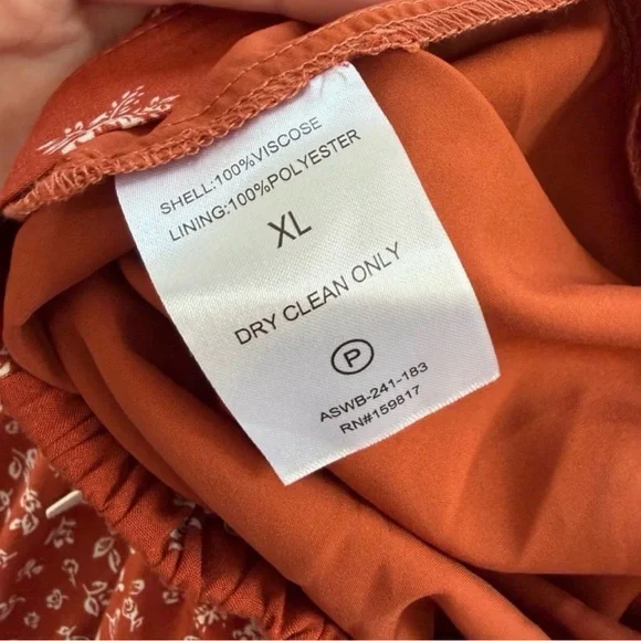 ✨ Alter’d State Rust Floral Tiered Midi Skirt – XL - Picture 9 of 10